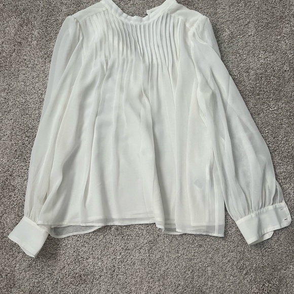 NWT Large white blouse - Picture 2 of 8